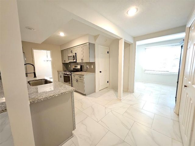 3753 N Grand Avenue, Kansas City, MO 64116