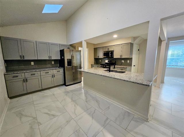 3753 N Grand Avenue, Kansas City, MO 64116
