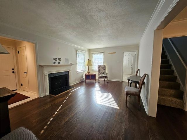 3753 N Grand Avenue, Kansas City, MO 64116