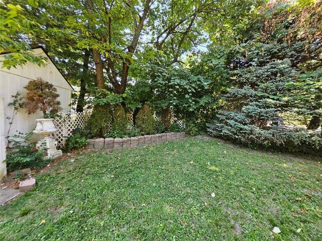 3753 N Grand Avenue, Kansas City, MO 64116