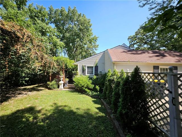 3753 N Grand Avenue, Kansas City, MO 64116
