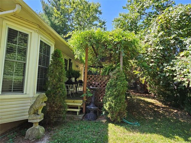 3753 N Grand Avenue, Kansas City, MO 64116