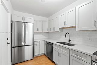 1880 S Treasure Dr 3D, North Bay Village, FL 33141