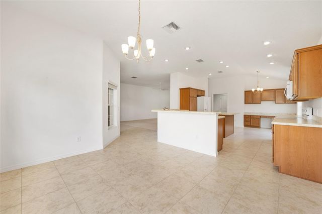 1953 YEARLING WAY, The Villages, FL 32163