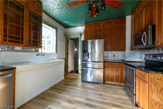 4209 Woodbine Avenue, Cleveland, OH 44113