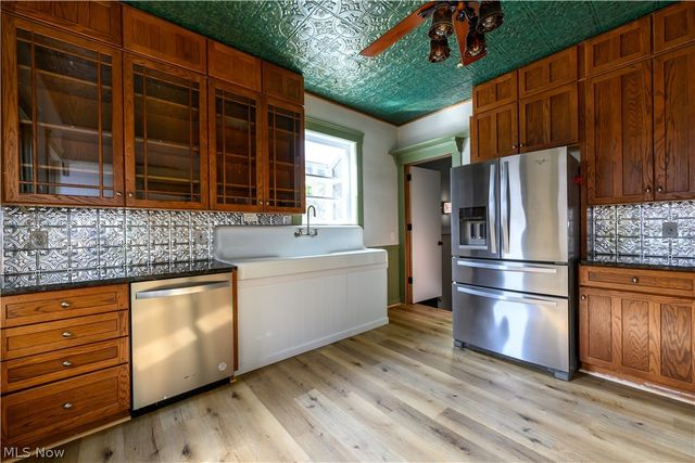 4209 Woodbine Avenue, Cleveland, OH 44113