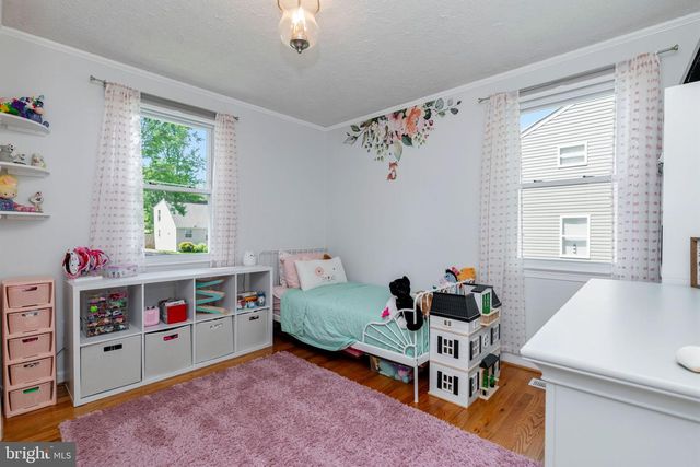4025 MAPLE ST, Fairfax, VA 22030