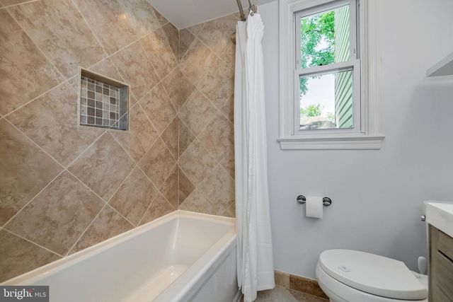 4025 MAPLE ST, Fairfax, VA 22030