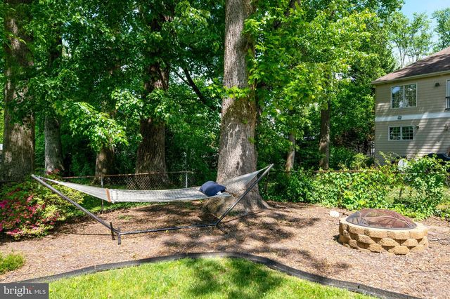 4025 MAPLE ST, Fairfax, VA 22030