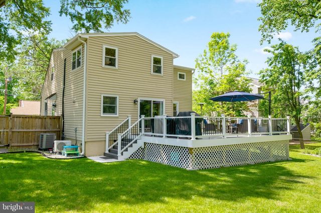4025 MAPLE ST, Fairfax, VA 22030