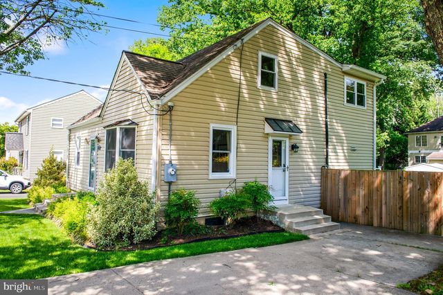 4025 MAPLE ST, Fairfax, VA 22030