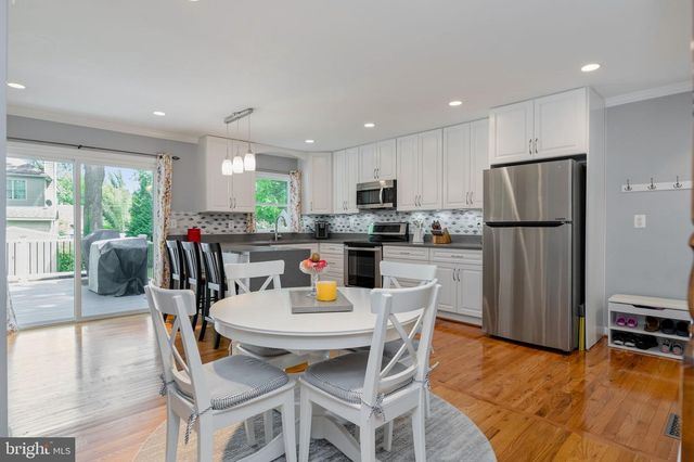 4025 MAPLE ST, Fairfax, VA 22030