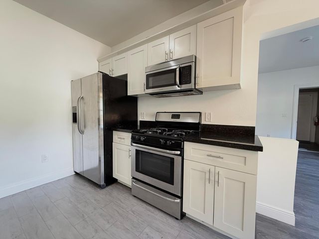 815 Upland Road 7, West Palm Beach, FL 33401