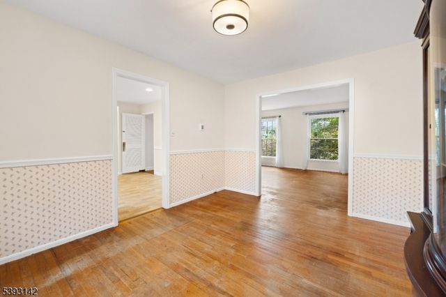 2 Washington St, Rocky Hill Boro, NJ 08553