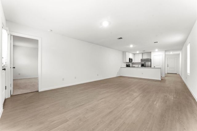 18716 Loom Dr, Conroe, TX 77306