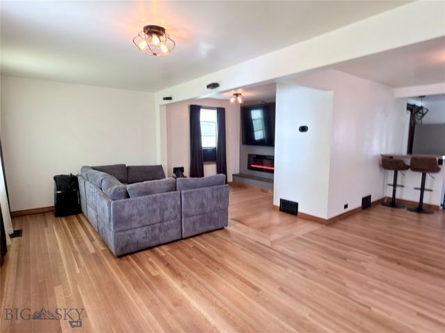 1028 S Wyoming Street, Butte, MT 59701