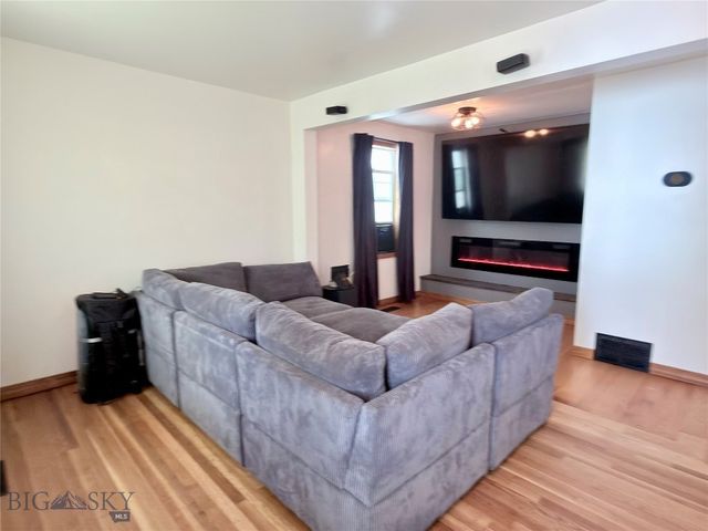 1028 S Wyoming Street, Butte, MT 59701