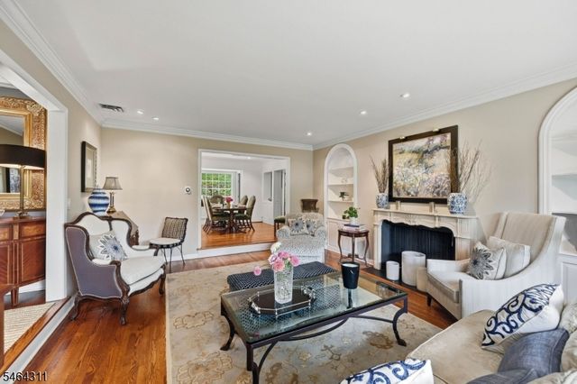 14 Indian Head Road, Morris Twp., NJ 07960