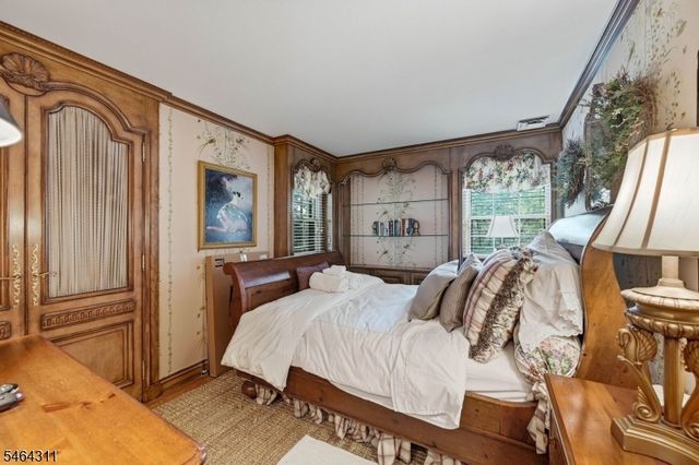 14 Indian Head Road, Morris Twp., NJ 07960
