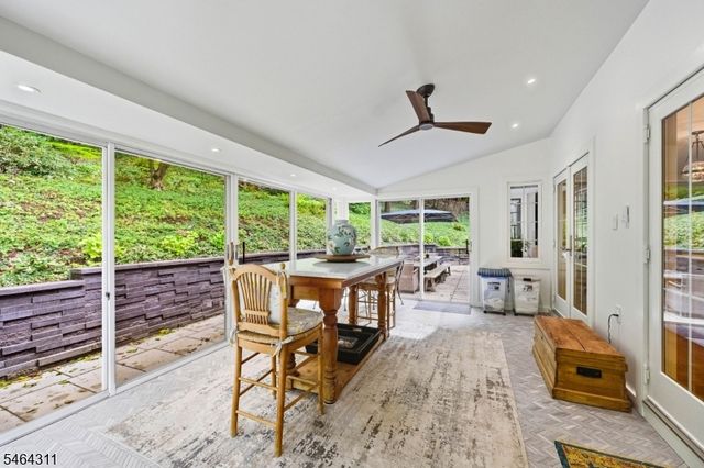 14 Indian Head Road, Morris Twp., NJ 07960
