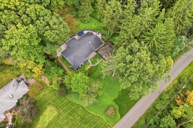 14 Indian Head Road, Morris Twp., NJ 07960