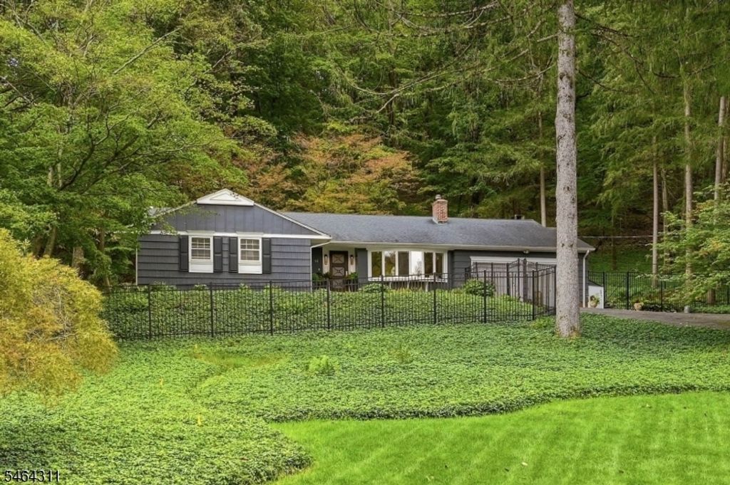 14 Indian Head Road, Morris Twp., NJ 07960 — photo 4
