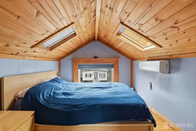801 Eden Avenue, Highland Park, NJ 08904