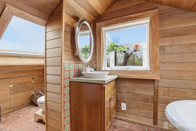 801 Eden Avenue, Highland Park, NJ 08904