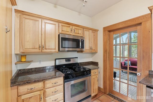 801 Eden Avenue, Highland Park, NJ 08904