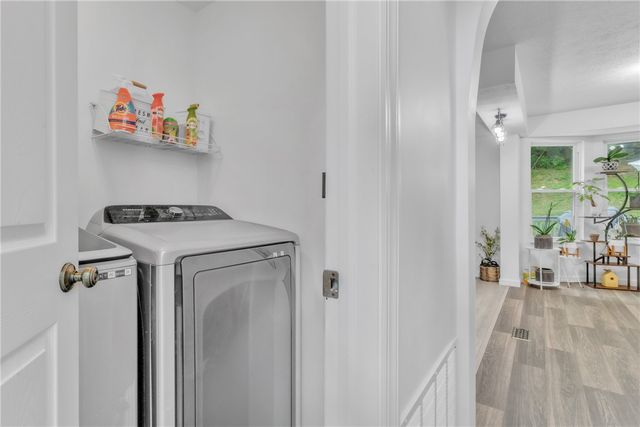 302 Cosette Drive, Cranberry Twp, PA 16066