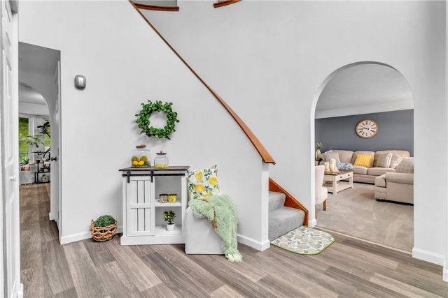 302 Cosette Drive, Cranberry Twp, PA 16066