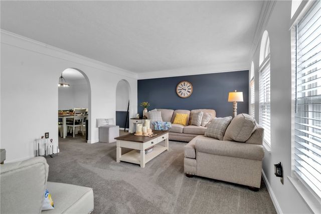 302 Cosette Drive, Cranberry Twp, PA 16066