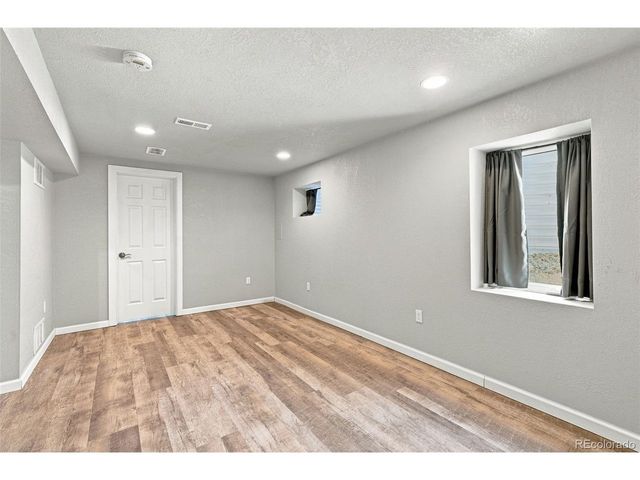 8312 S Upham Way, Littleton, CO 80128