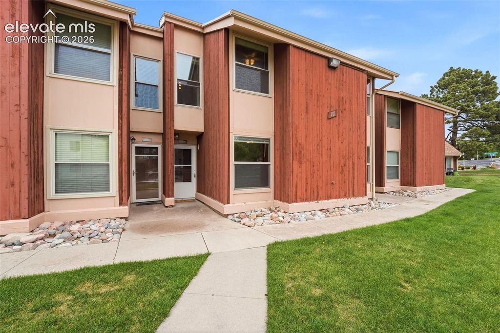 4509 N Carefree Circle, Colorado Springs, CO 80917