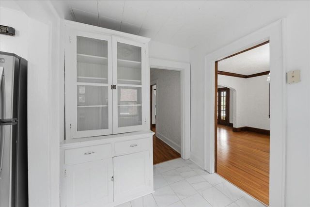 1057 Hamilton Road, Park Hills, KY 41011