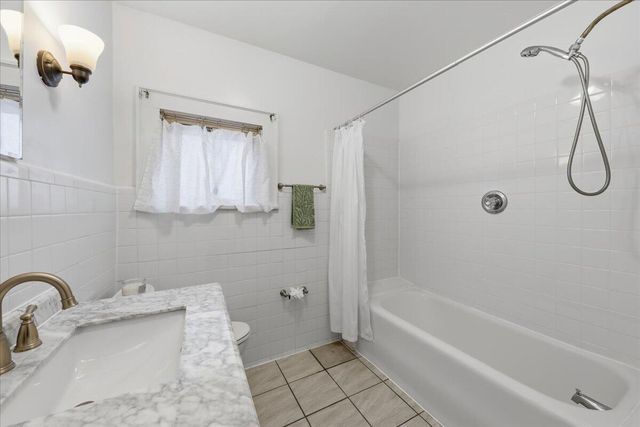 1057 Hamilton Road, Park Hills, KY 41011