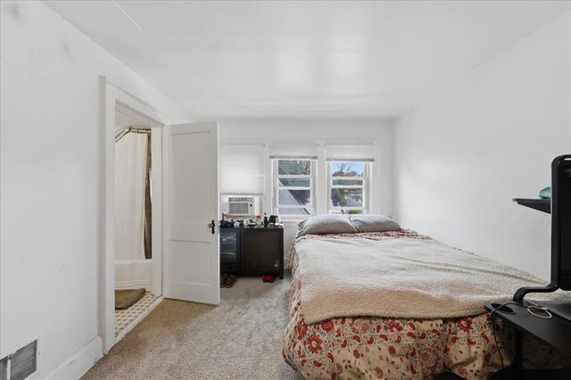 1057 Hamilton Road, Park Hills, KY 41011