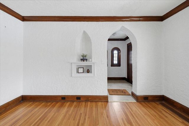 1057 Hamilton Road, Park Hills, KY 41011