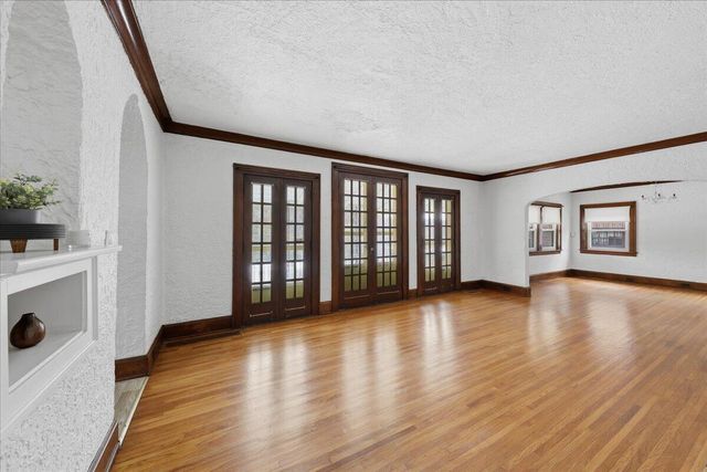 1057 Hamilton Road, Park Hills, KY 41011