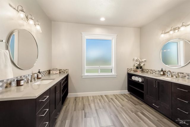 15465 Syrah Ct, Caldwell, ID 83607