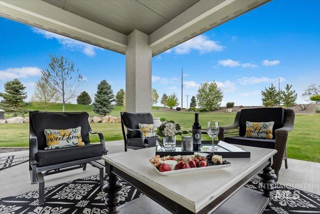 15465 Syrah Ct, Caldwell, ID 83607