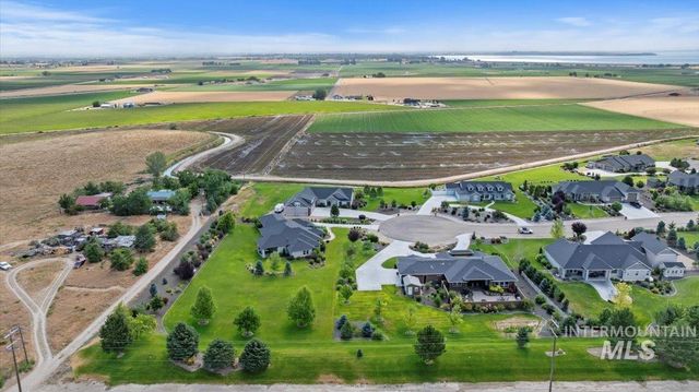 15465 Syrah Ct, Caldwell, ID 83607
