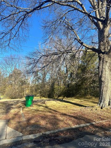 4326 Connelly Circle, Charlotte, NC 28208