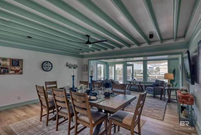 942 W Lagoon Avenue, Gulf Shores, AL 36542