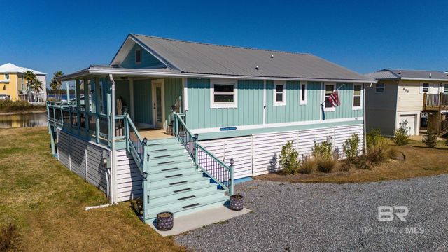 942 W Lagoon Avenue, Gulf Shores, AL 36542