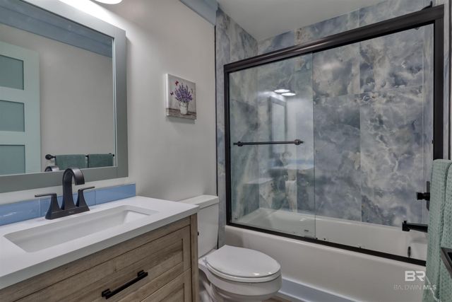 942 W Lagoon Avenue, Gulf Shores, AL 36542