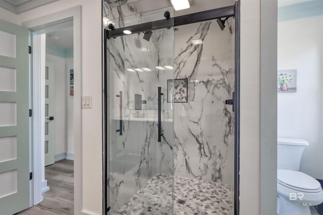 942 W Lagoon Avenue, Gulf Shores, AL 36542