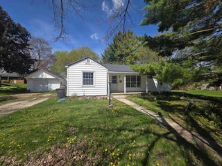 142 N Newcomb Street, Whitewater, WI 53190