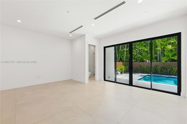 3352 SW 28th Terrace, Miami, FL 33133