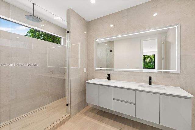 3352 SW 28th Terrace, Miami, FL 33133